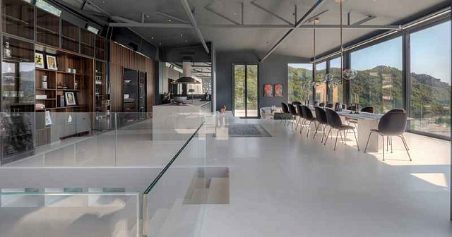 Unique penthouse with pool and roof garden — photo 20