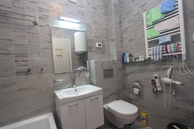 An apartment with a spacious terrace in Przno — photo 11