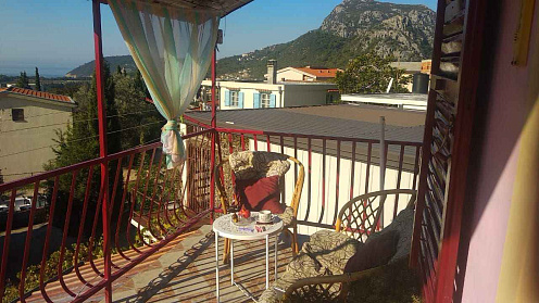 House with Sea and Mountain Views in Sutomore — 110 m², 150 m² Plot