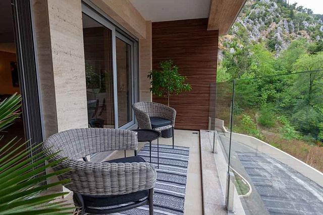 Apartments in a new complex in Kotor — photo 5