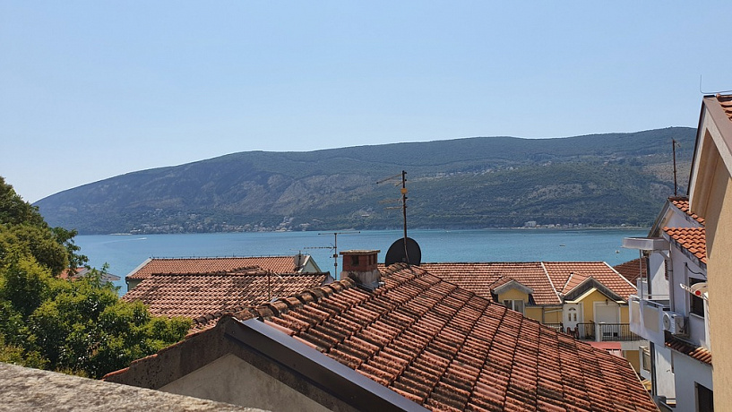 For sale apartment in Herceg Novi with sea view