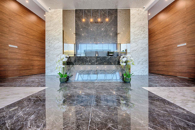 Hotel in a complex in Bar