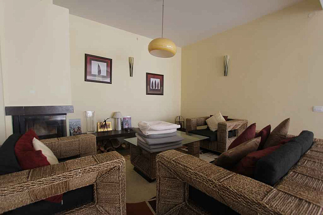 Villa with pool in Sutomore — photo 7