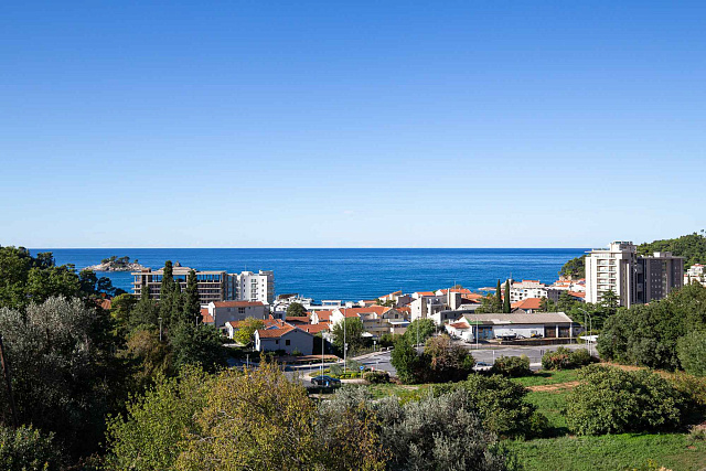 Duplex Apartment with Mediterranean Sea View in Petrovac, 104 m² — photo 15