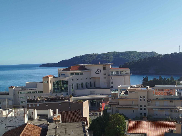 Cozy apartment in Bečići with a panoramic sea view, near the Splendid Hotel — photo 13