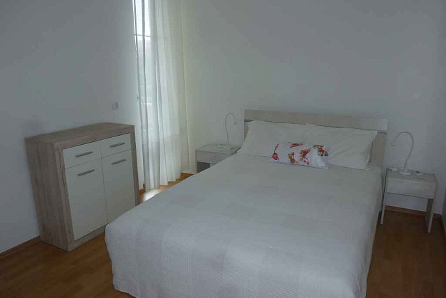 Spacious apartment in Rafailovici — photo 5