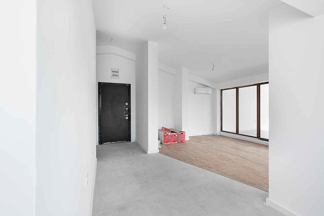 Spacious one bedroom apartment with lots of natural light in Budva city center — photo 11