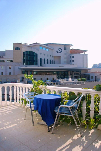 Hotel in Becici