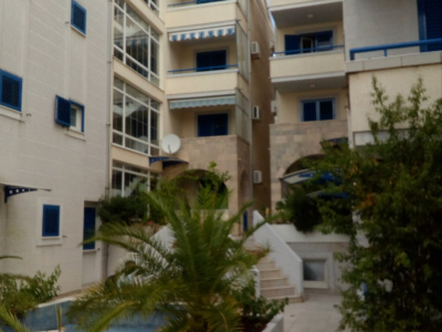 Apartment in Rafailovici near the sea