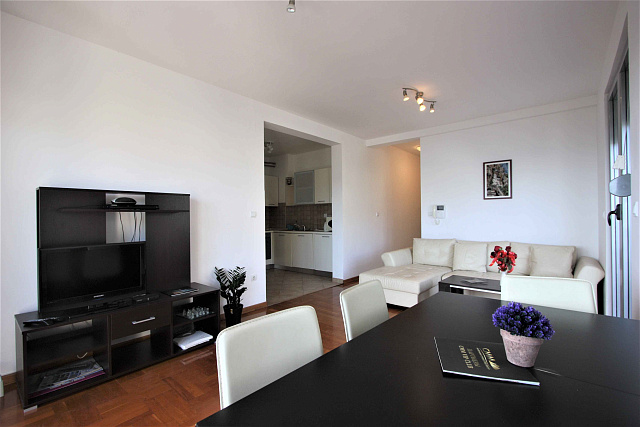 Apartment In Petrovac — photo 8