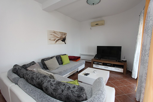Beautiful Two Bedroom Apartment Budva — photo 15