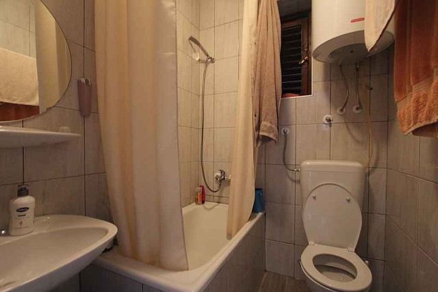 Two-storey house in Kamenari — photo 8