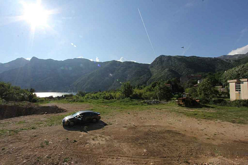 Land in Risan