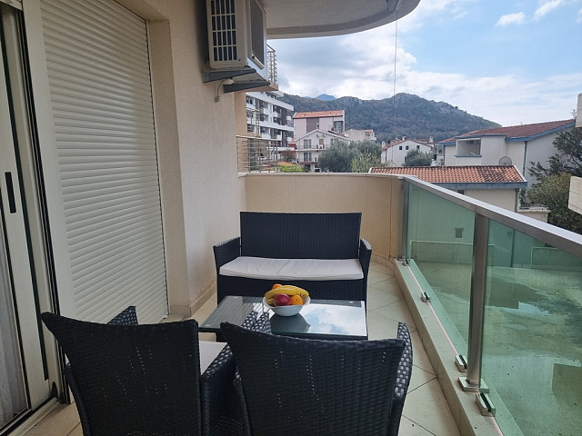 Lux two-bedroom apartment in Bečići — photo 11