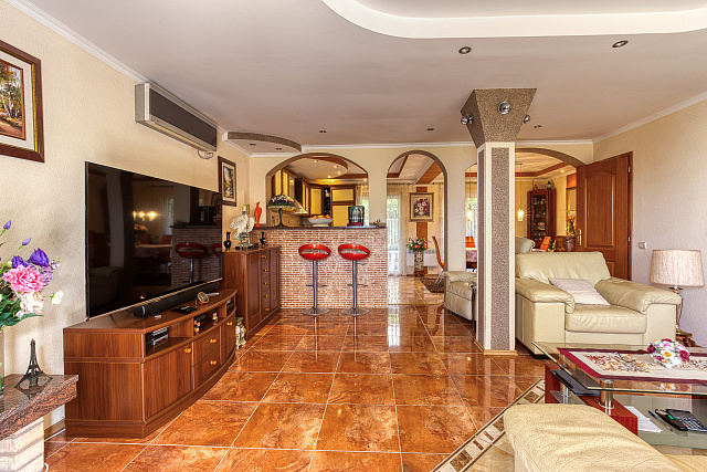 House in Kumbor 200 m to the sea — photo 4