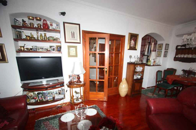 Apartment with three bedrooms in old town of Kotor — photo 8