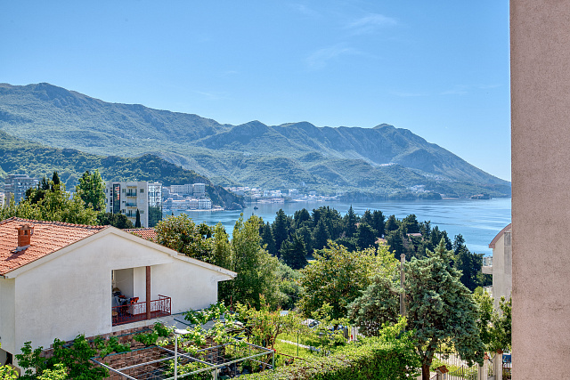 Fully Equipped Hotel with Restaurant in Bečići – 200m from the Sea — photo 10