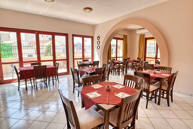 Fully Equipped Hotel with Restaurant in Bečići – 200m from the Sea