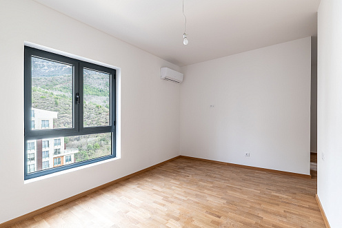 Spacious 64 m² Apartment in Bečići with Sea View