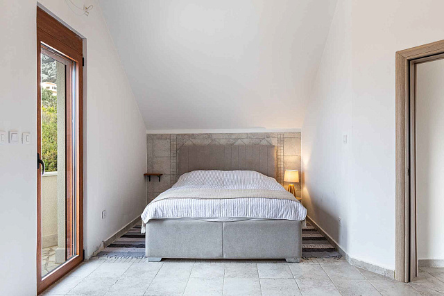Spacious 3-Story House with Sea View in Blizikuce — photo 24