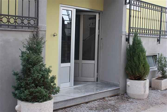 575 Budva  Hotel 10r 920m2 — photo 2