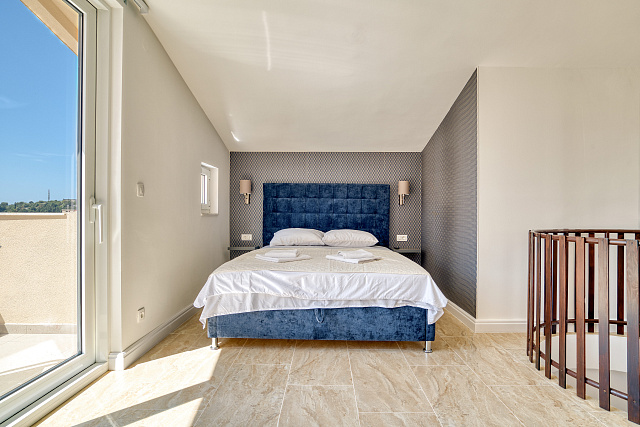 Fully Equipped Hotel with Restaurant in Bečići – 200m from the Sea — photo 12