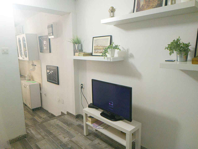 House with two apartments in Becici — photo 9