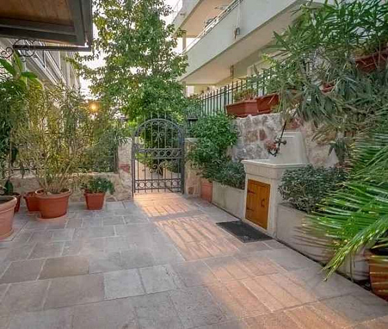 Apartment with two bedrooms in Herceg Novi near the sea — photo 7