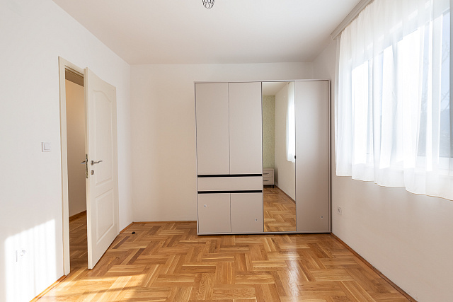 Spacious 64 m² Apartment with Sea View in Bečići — photo 16