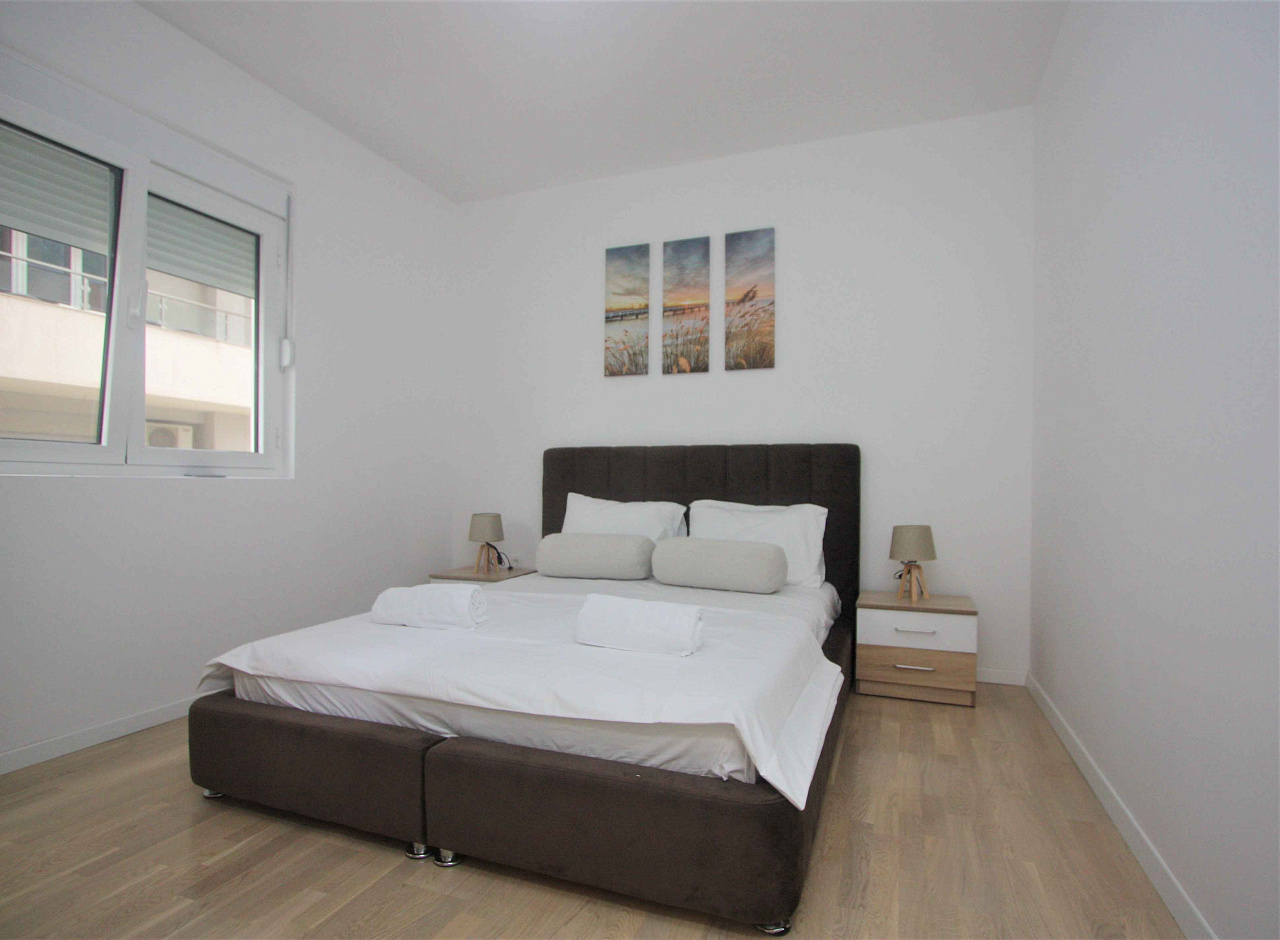 Apartment in Rafailovici 