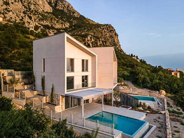Move-in ready villa comes fully furnished — photo 11