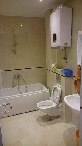 Spacious apartment with sea view — photo 8