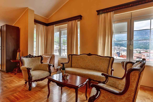 Villa for sale in an attractive location in Budva — photo 4