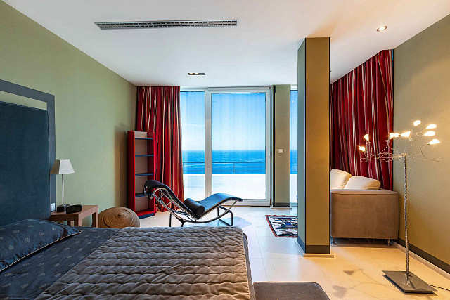 Elegant Stone Mansion with Sea View near Sveti Stefan — photo 15