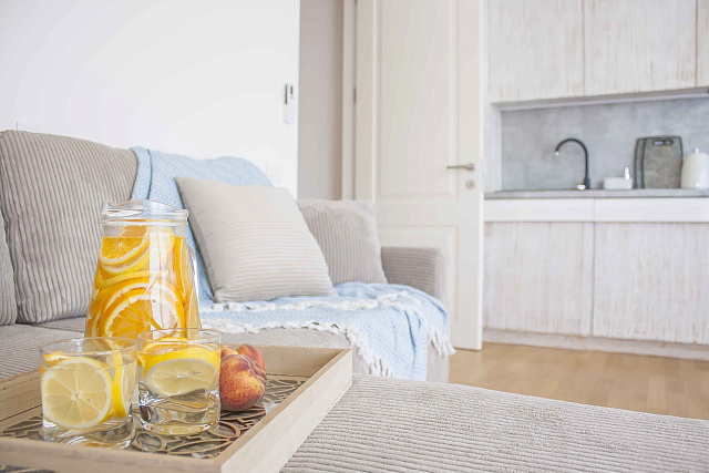 Luxurious Two-Bedroom Apartment with Expansive Terrace in Bečići — photo 5