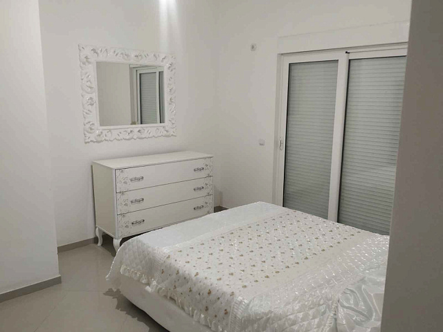 Two-bedroom apartment with sea view in Ulcinj — photo 5