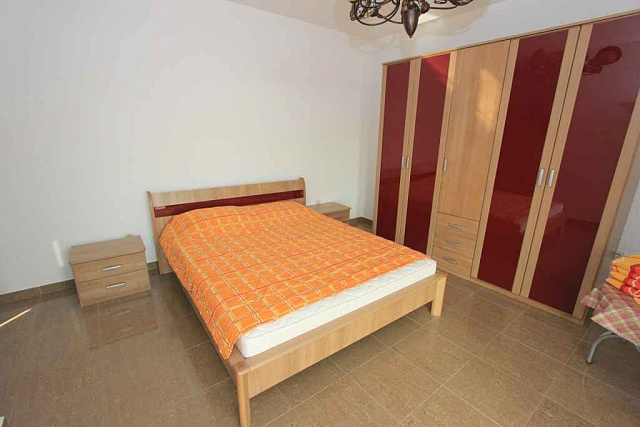 Villa with pool in Petrovac — photo 25