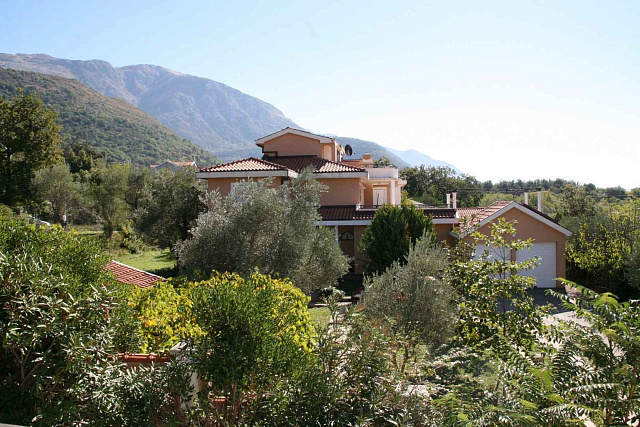 2175 Kotor Kavach Villa 4r 450m2 — photo 1