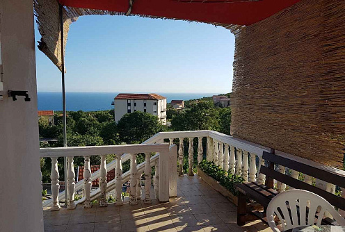 Two-storey house with panoramic sea views — photo 3