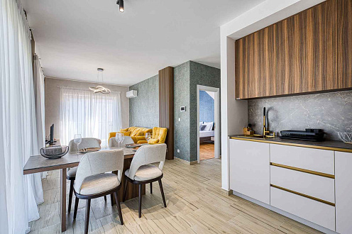 SUNNY SIDE RESORT & SPA SPECIAL OFFER!, Budva