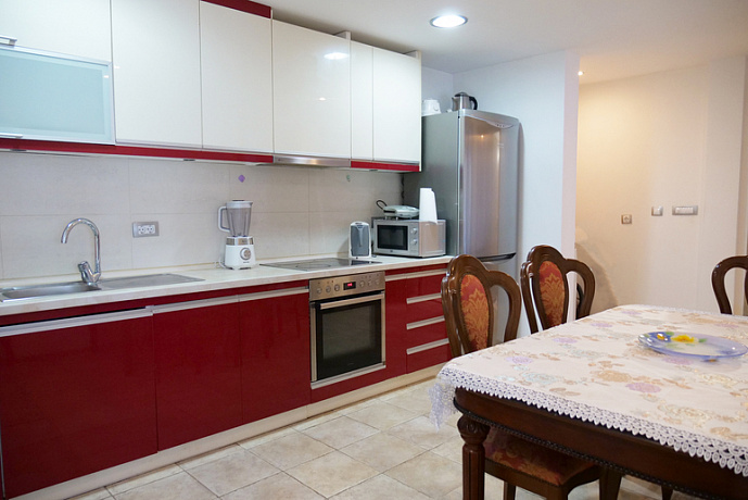 Apartment with two bedrooms and sea views in Kotor