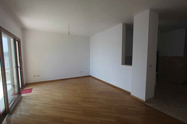 Apartment on the first line — photo 9