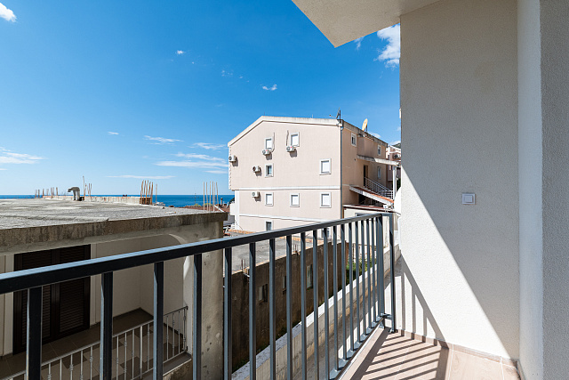 Two apartments in a new building, each 54 m², Petrovac