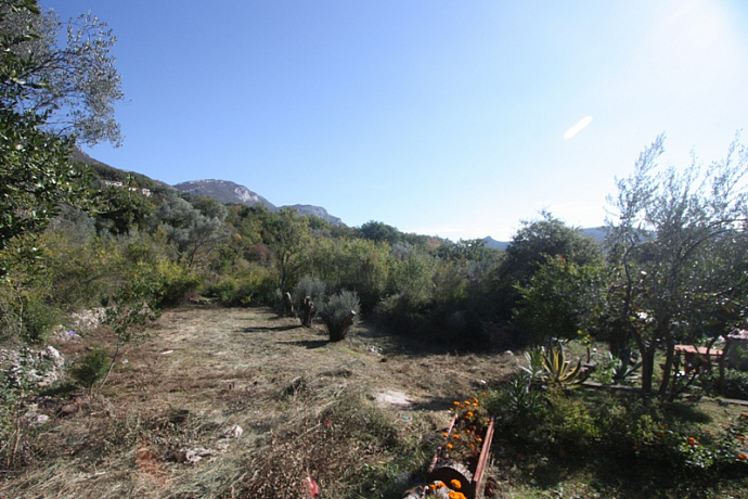 1915 Petrovac Buljarica Plot 684m2