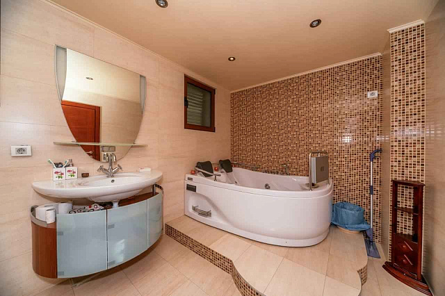 Five-room duplex in Bar near the sea — photo 11