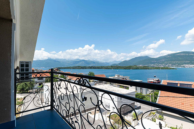 Spacious house with sea views in the picturesque area of ​​Djurashevichi — photo 8
