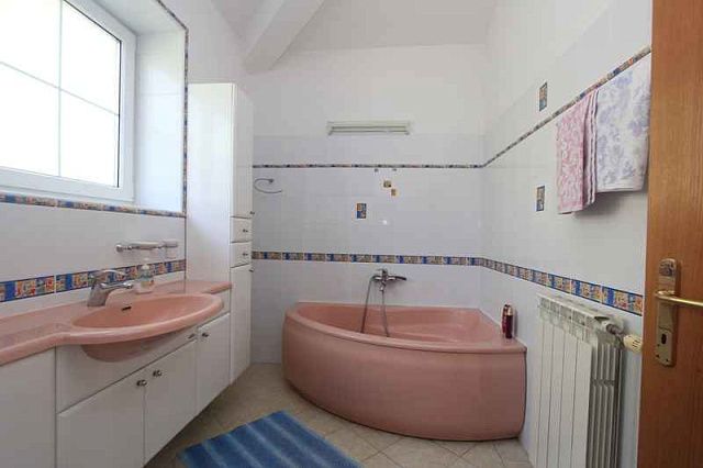  — photo 13