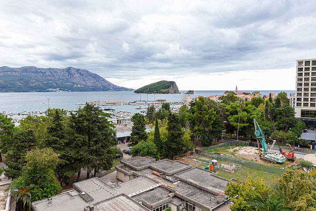 Modern One-Bedroom Apartment in Budva with Optional Garage — photo 8