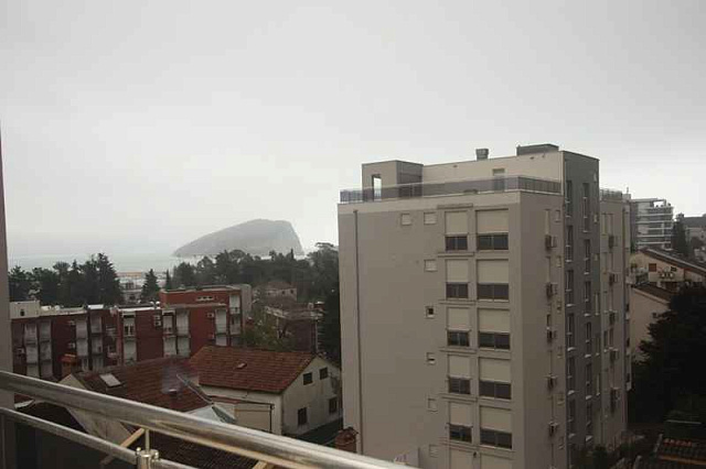 Apartment in Budva — photo 11