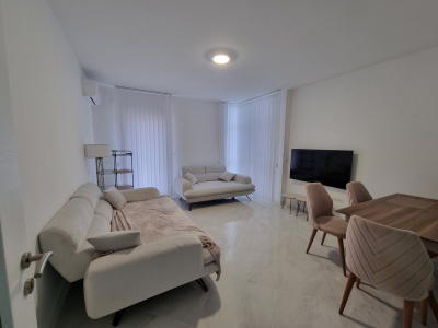Luxurious apartment in the center of Budva
